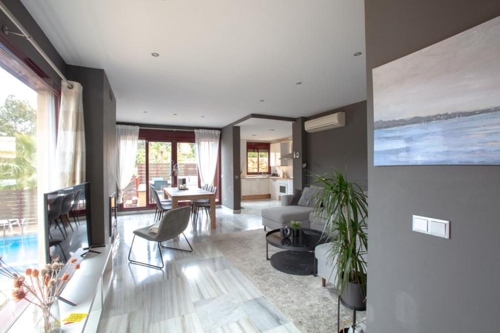 Private Pool Luxurious Villa With Mountain Views Estepona Luaran gambar