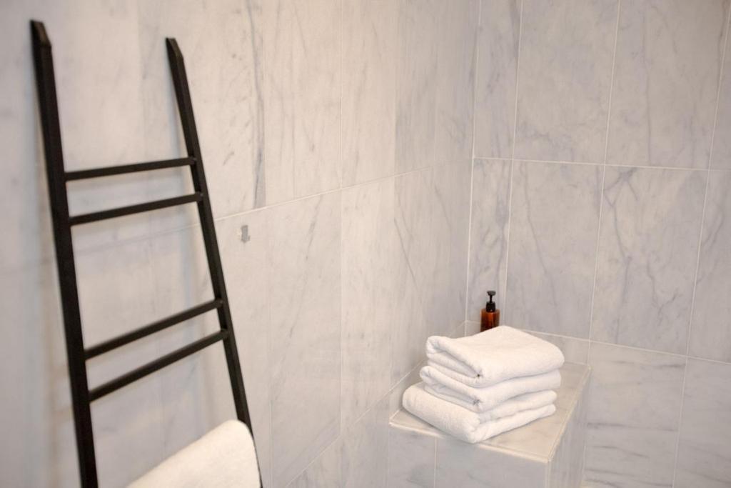 Private Pool Luxurious Villa With Mountain Views Estepona Luaran gambar